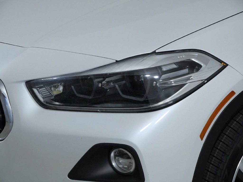 Used 2018 Mineral White Metallic BMW xDrive28i image 4