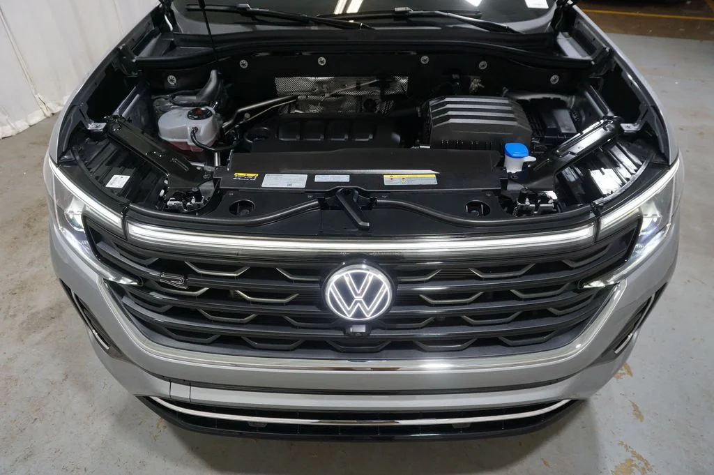 Certified Used 2025 Silver Volkswagen 2.0T SEL Premium R-Line image 37