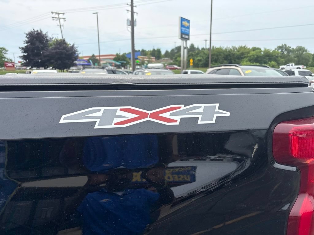 Used 2026 Black Chevrolet RST image 4