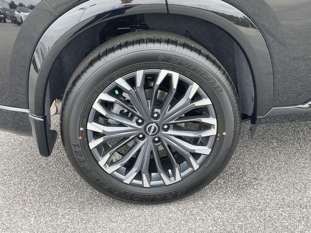 New 2026 Super Black Nissan Platinum image 7