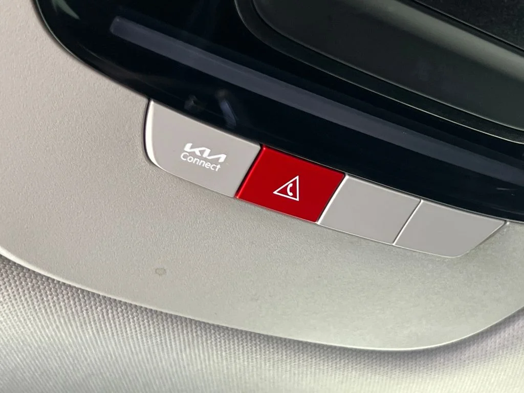 Used 2023 Black Kia SX-Prestige image 38