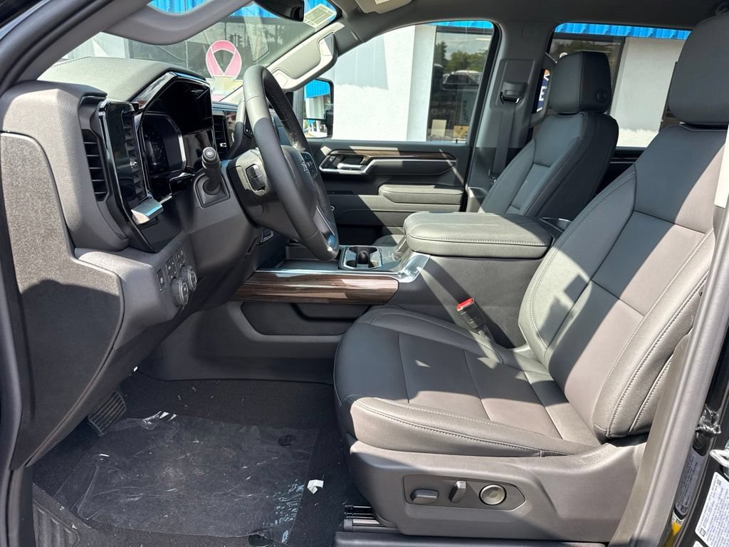 2026 Chevrolet Silverado 3500 HD LT - Photo 21