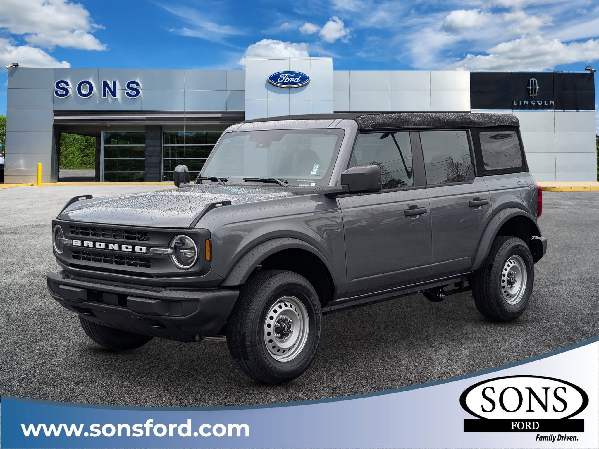 2025 Ford Bronco Base 4x4's photo