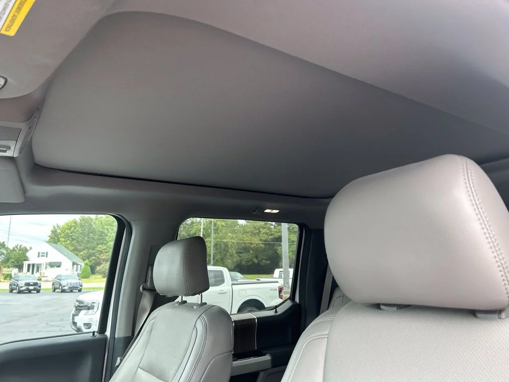 Used 2016 White Platinum Clearcoat Metallic Ford Lariat image 18