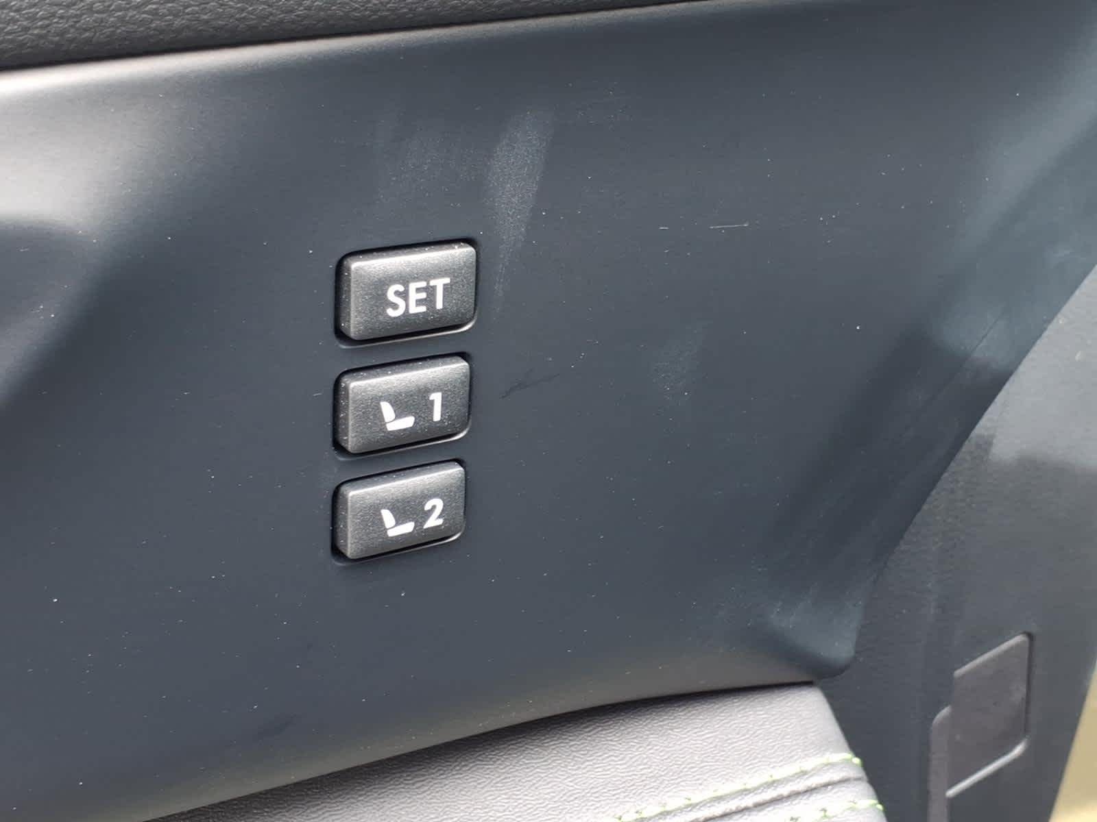 New 2026 AUTUMN GREEN METALLIC Subaru Onyx Edition Touring 7-Passenger image 25