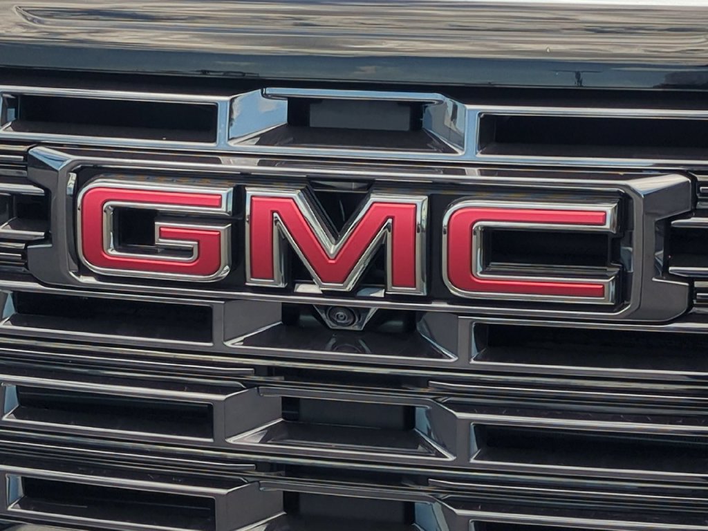 New 2026 Glacier White Tricoat GMC Denali Ultimate image 30