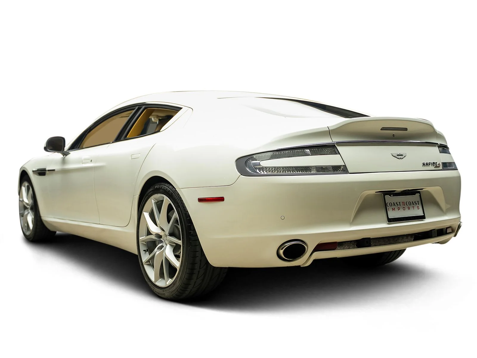 Used 2015 White Aston Martin Base image 3