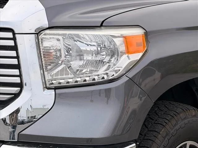 Used 2017 Gray Toyota Limited image 4