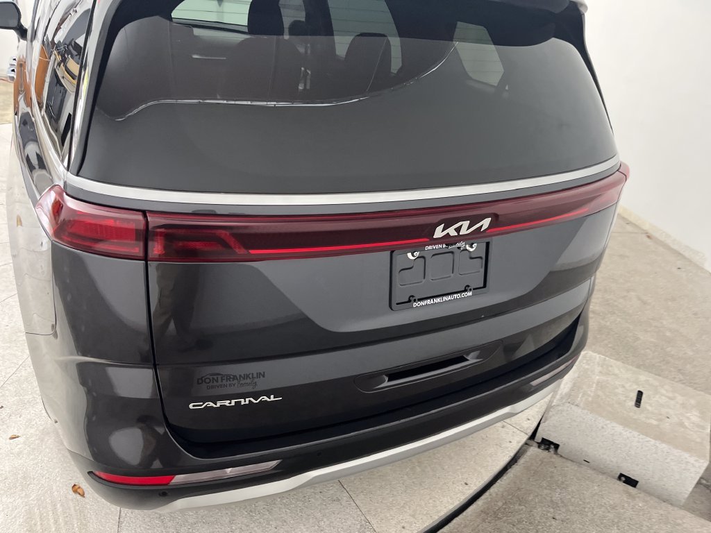 Used 2023 Gray Kia LX image 4
