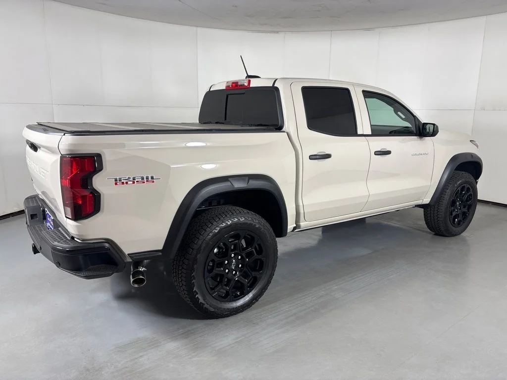 Used 2026 White Chevrolet Trail Boss image 8