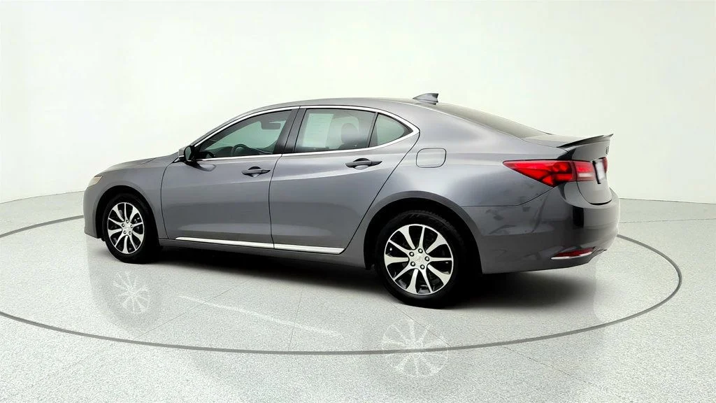 Used 2017 Modern Steel Metallic Acura FWD w/Technology Pkg image 7