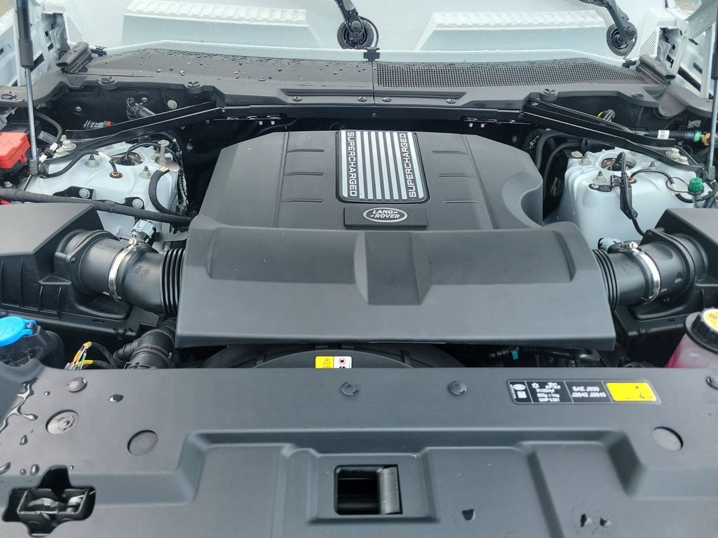 New 2026 Fuji White Land Rover V8 image 26