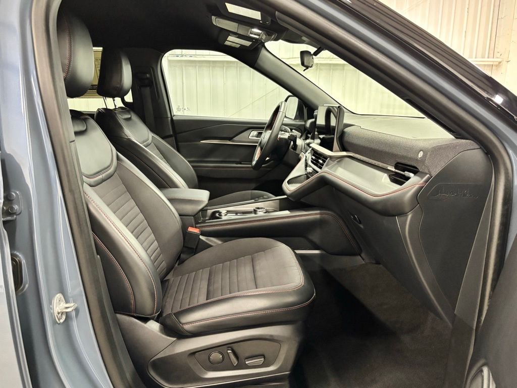 Used 2025 Blue Ford ST-Line image 23