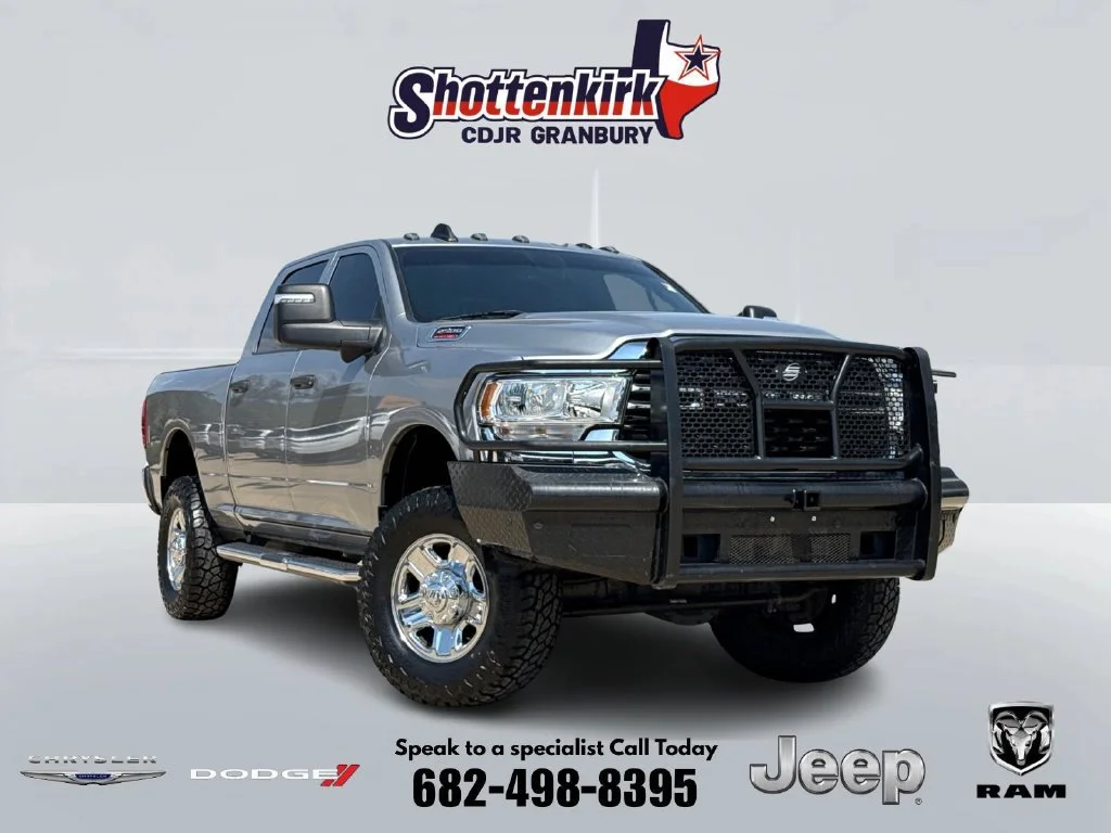Used 2023 Silver Ram Tradesman image 1