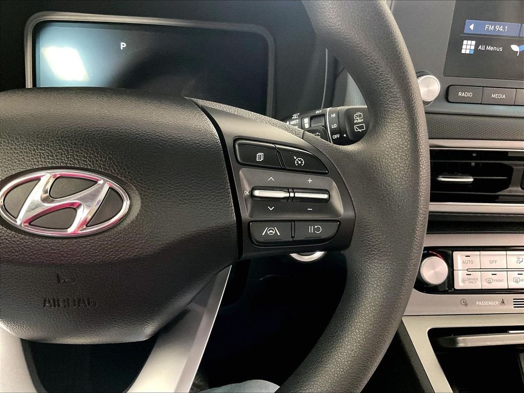 Used 2023 Gray Hyundai SE image 23