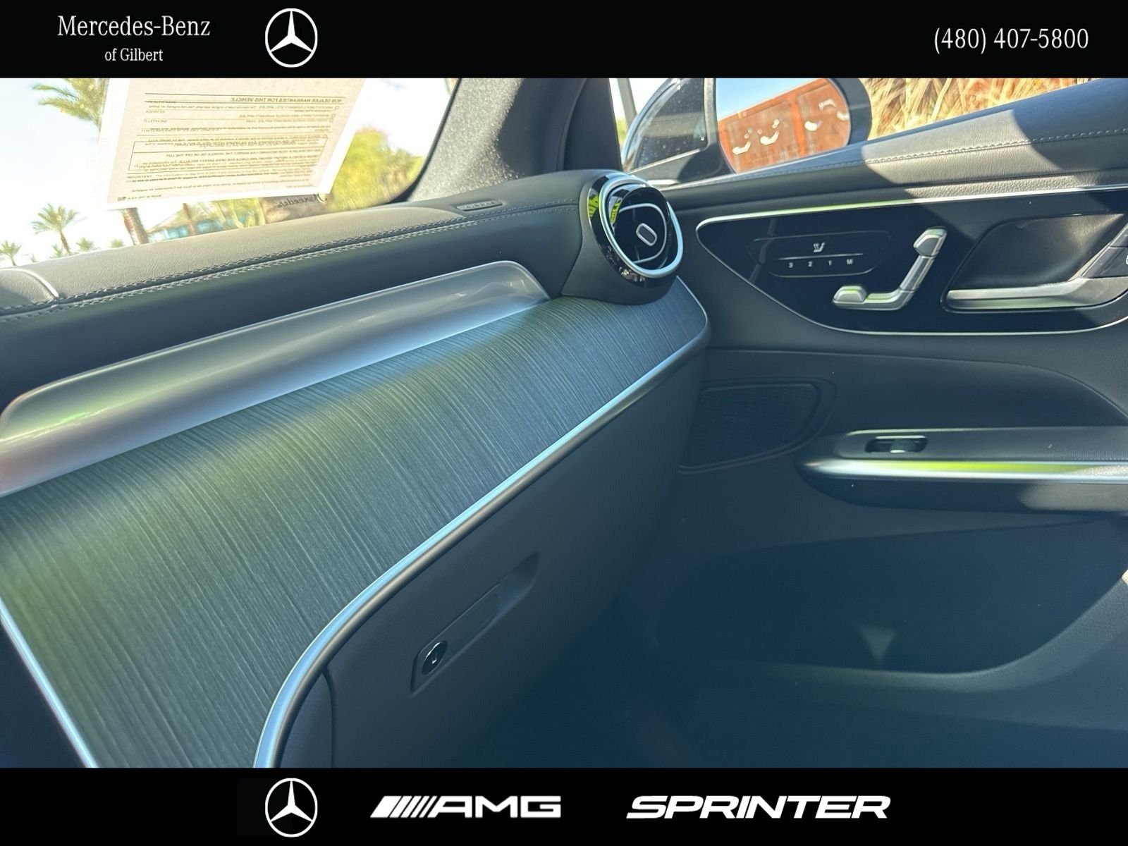 Certified Used 2024  Mercedes-Benz GLC 300 image 26
