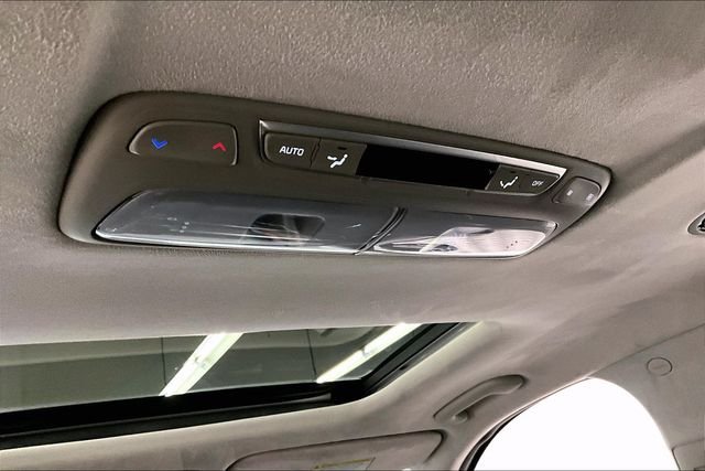 Used 2025 Dark Moss Kia SX-Prestige image 33