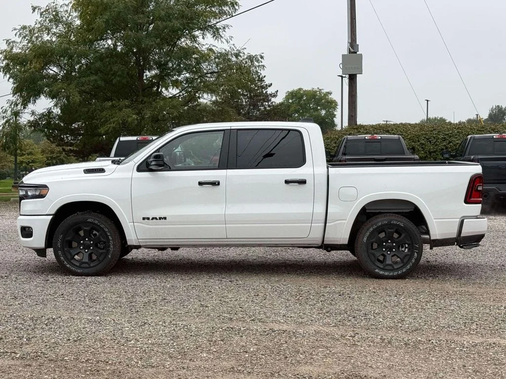 New 2026 Bright White Clear-Coat Exterior Paint RAM Big Horn/Lone Star image 7