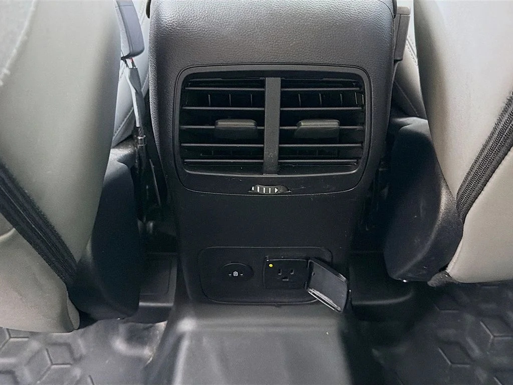 Used 2025 Shadow Black Ford Badlands image 37