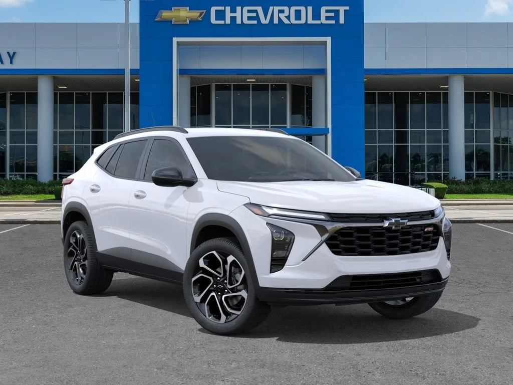 New 2026 Summit White Chevrolet 2RS image 7