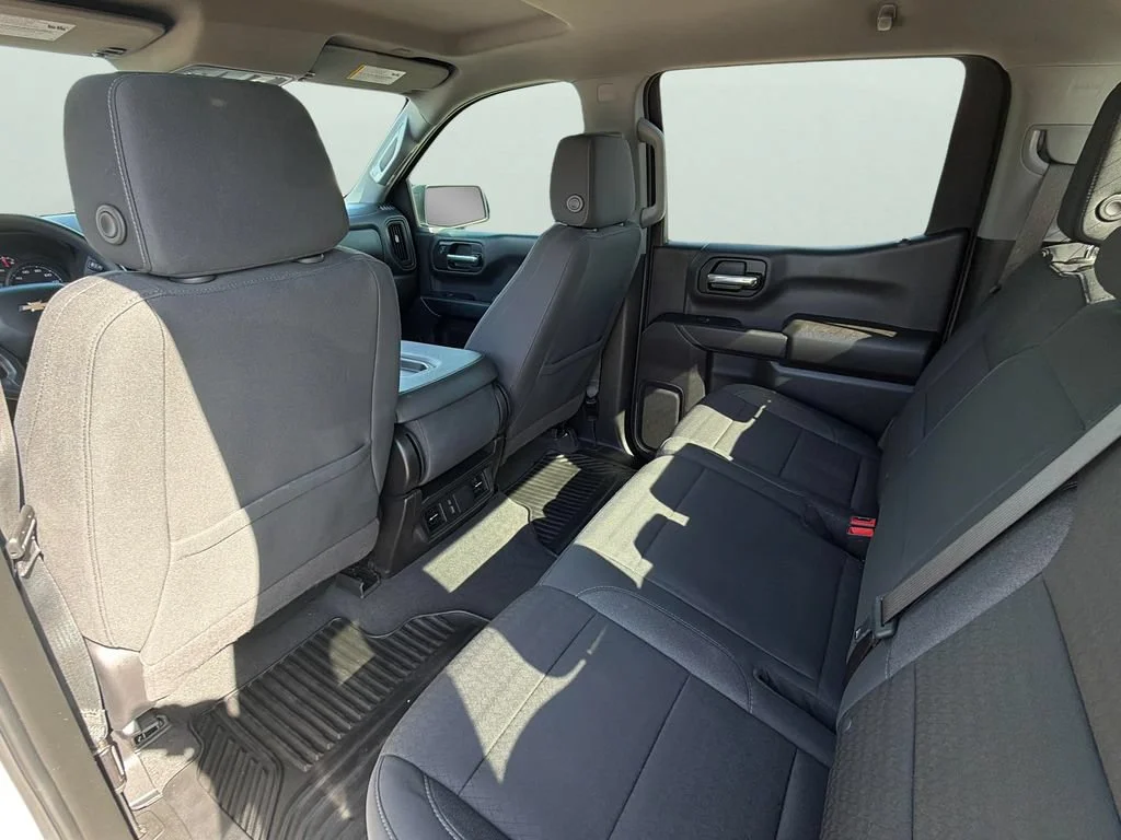 Used 2024 Summit White Chevrolet Custom image 27