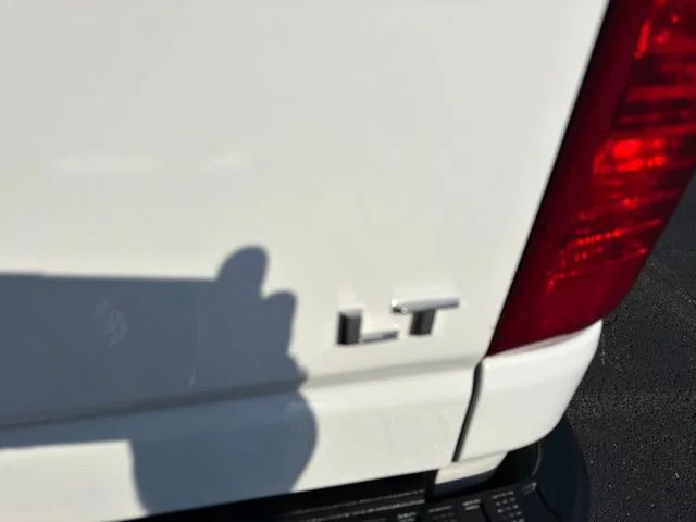 Used 2026 Summit White Chevrolet LT image 21