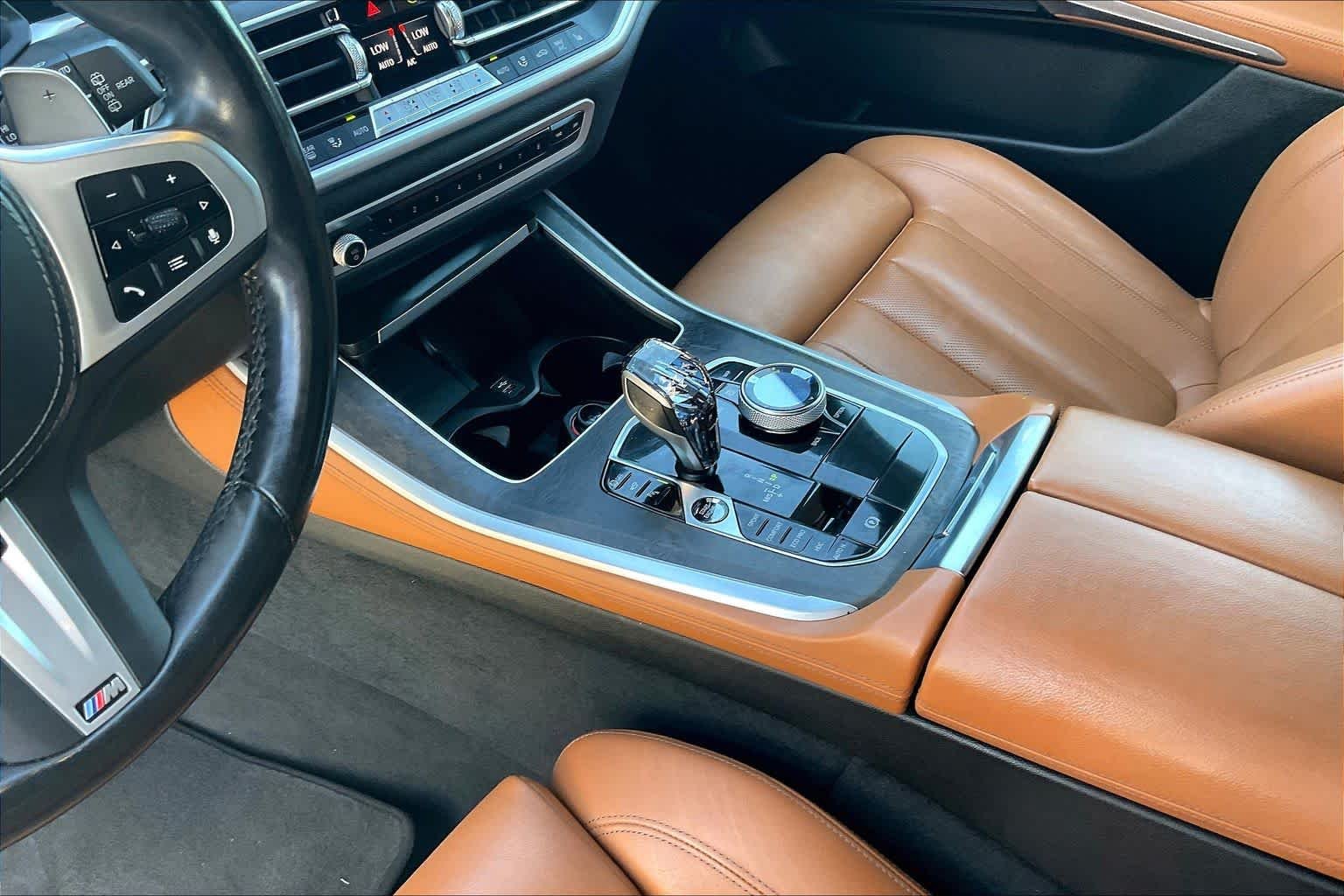Used 2022 Mineral White Metallic BMW xDrive40i image 15