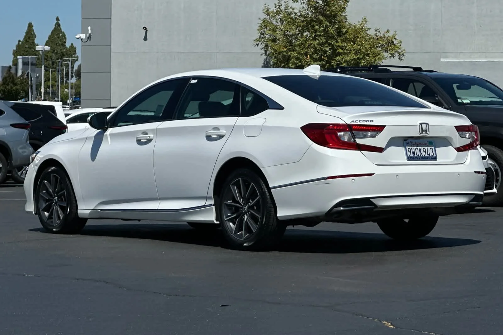 2021 Honda Accord EX-L - Photo 7