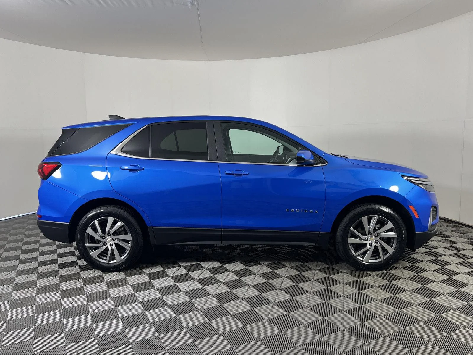 Used 2024 Riptide Blue Metallic Chevrolet LT image 23