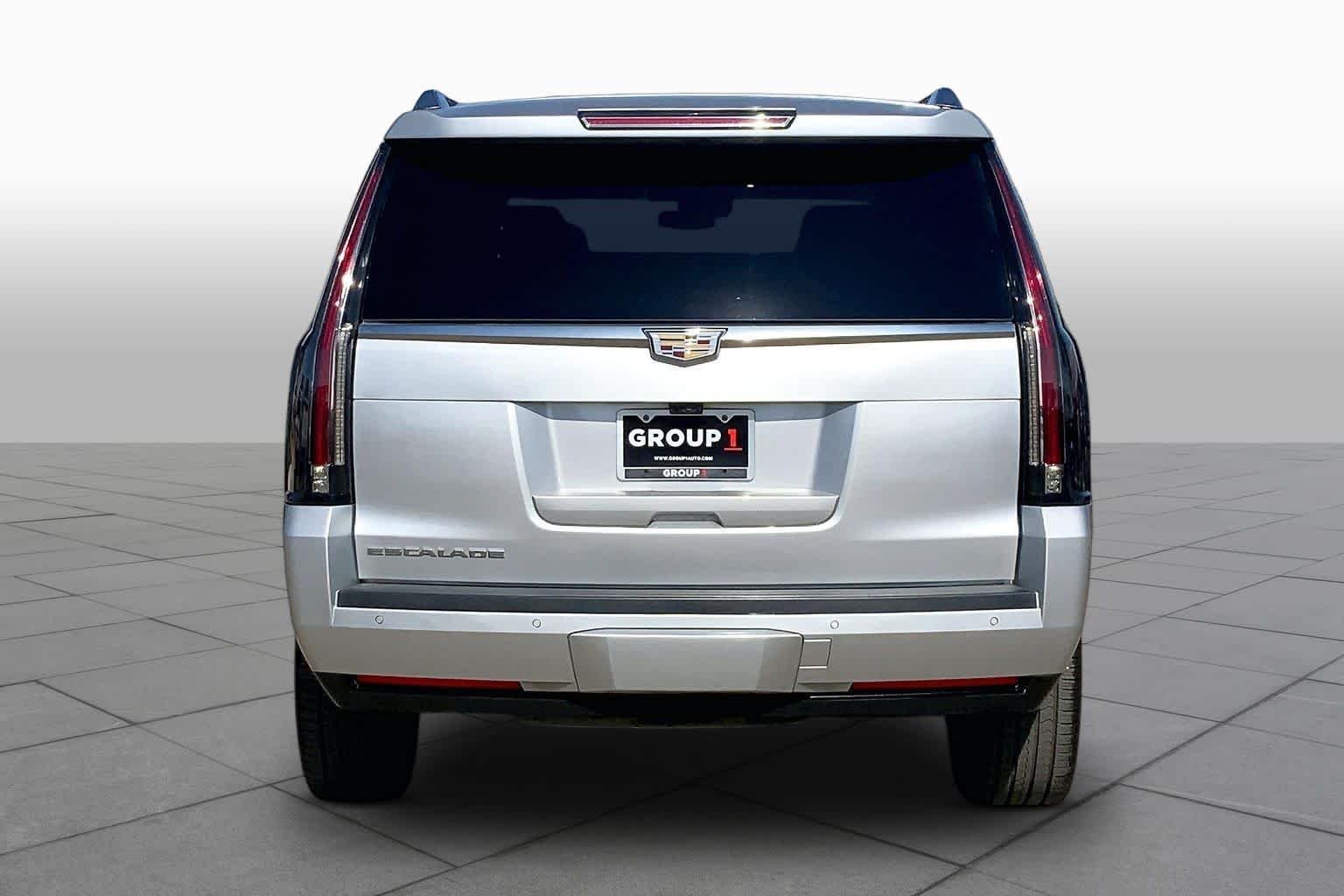 Used 2020 Radiant Silver Metallic Cadillac Premium Luxury image 5