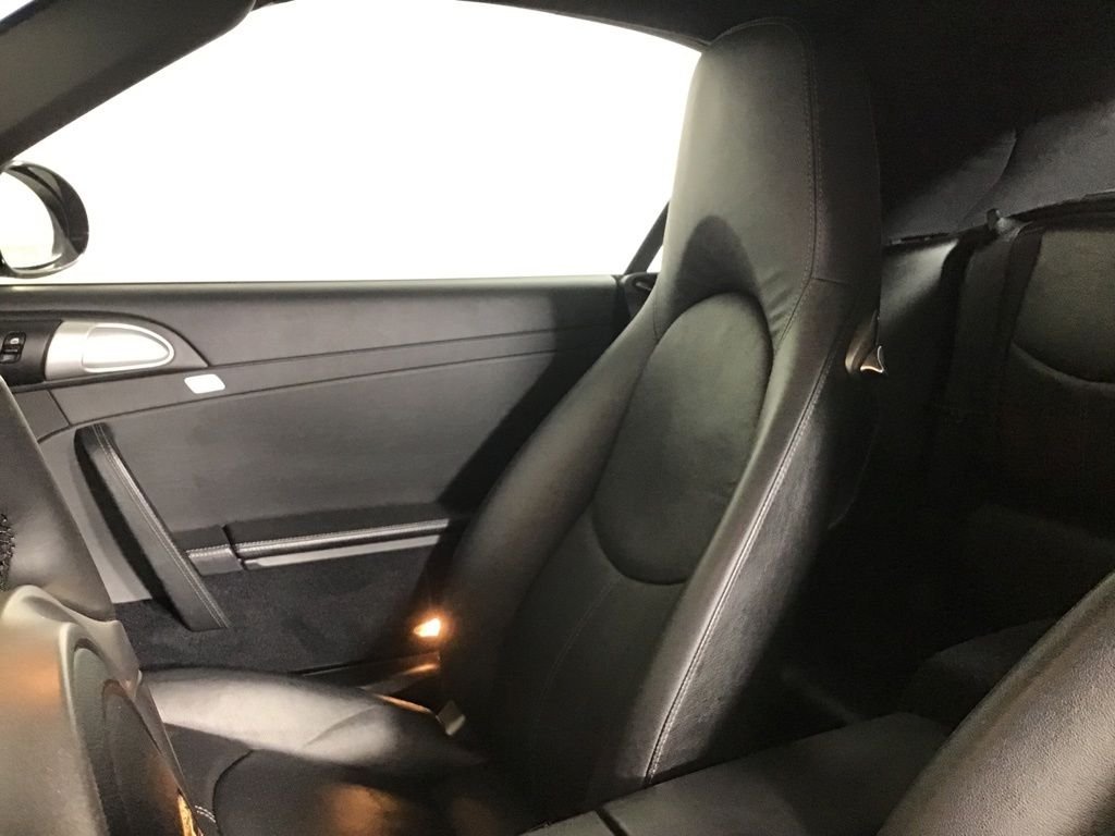 Used 2012  Porsche Carrera 4S image 27