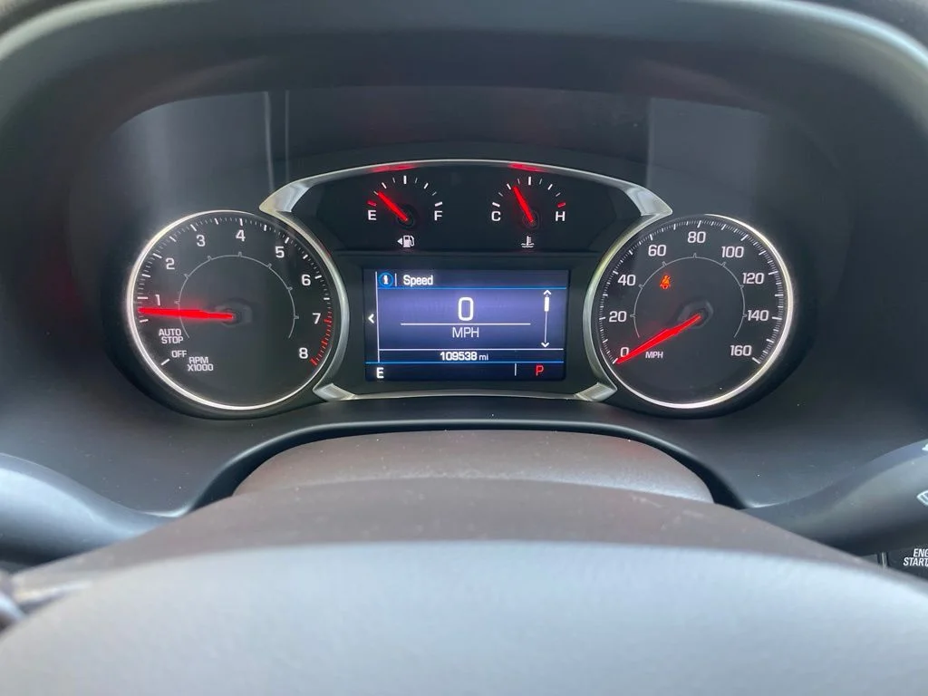 Used 2020 White GMC SLT image 18
