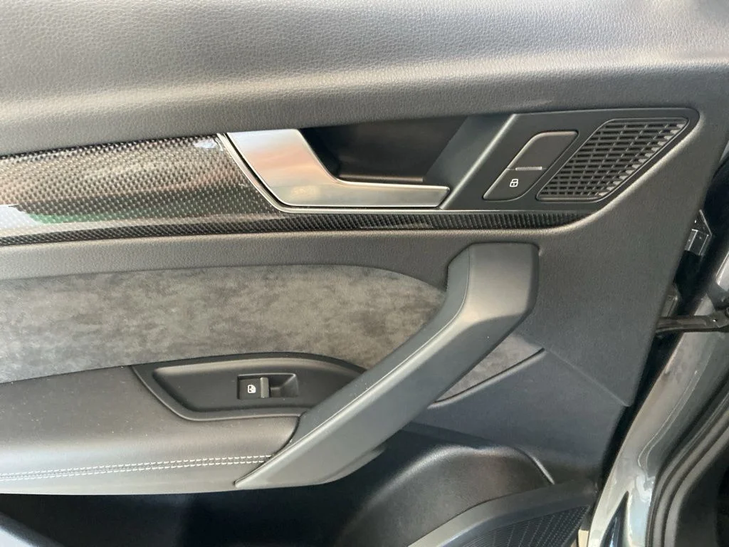 2020 Audi SQ5 Premium Plus - Photo 22