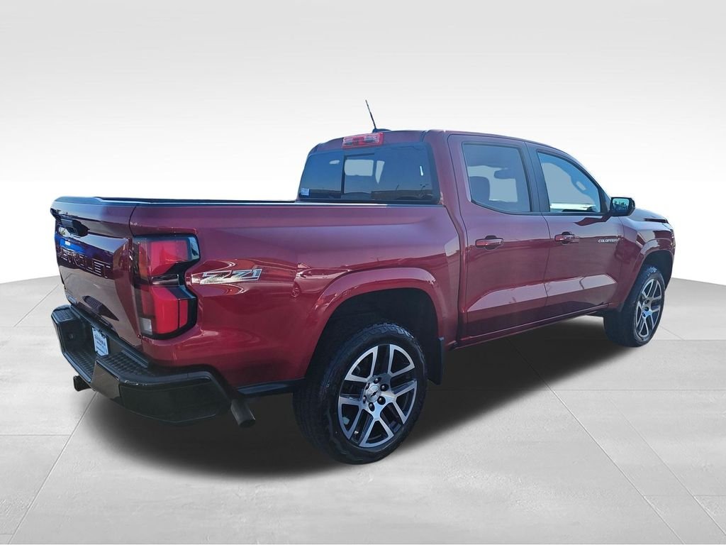 Used 2023 Red Chevrolet Z71 image 5