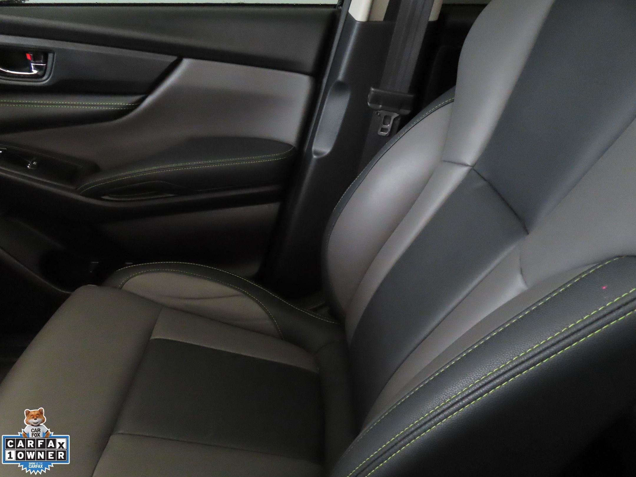 Used 2025 White Subaru Onyx Edition image 19