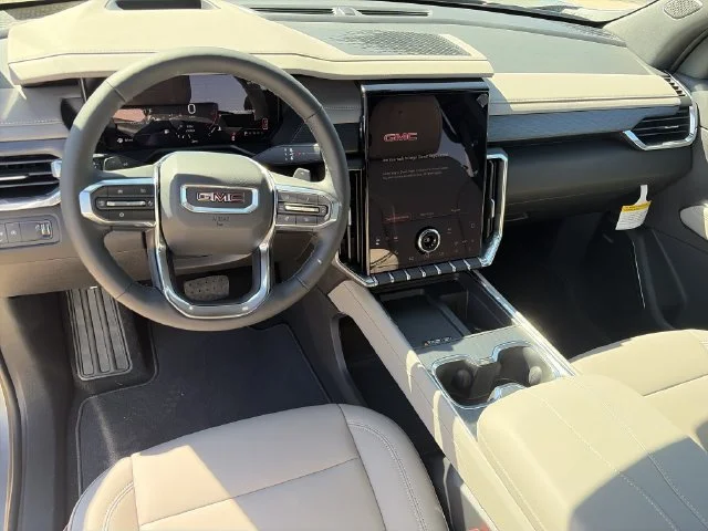 New 2027 Silver GMC Elevation image 13