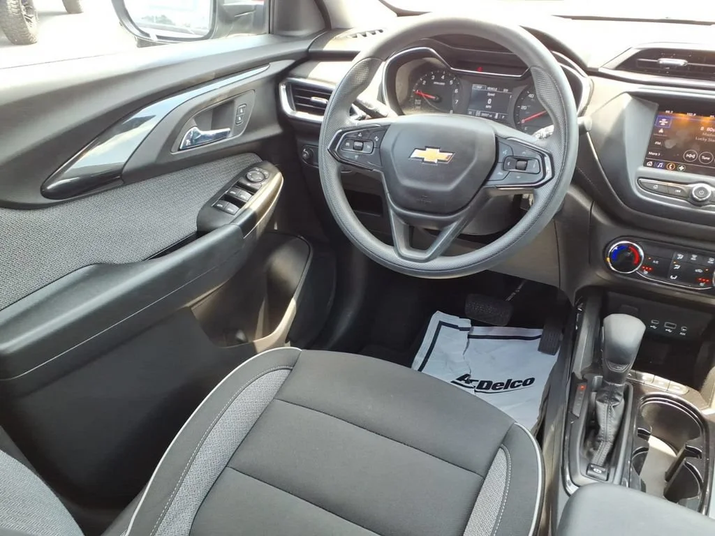 Used 2023 Sterling Gray Metallic Chevrolet LT image 22