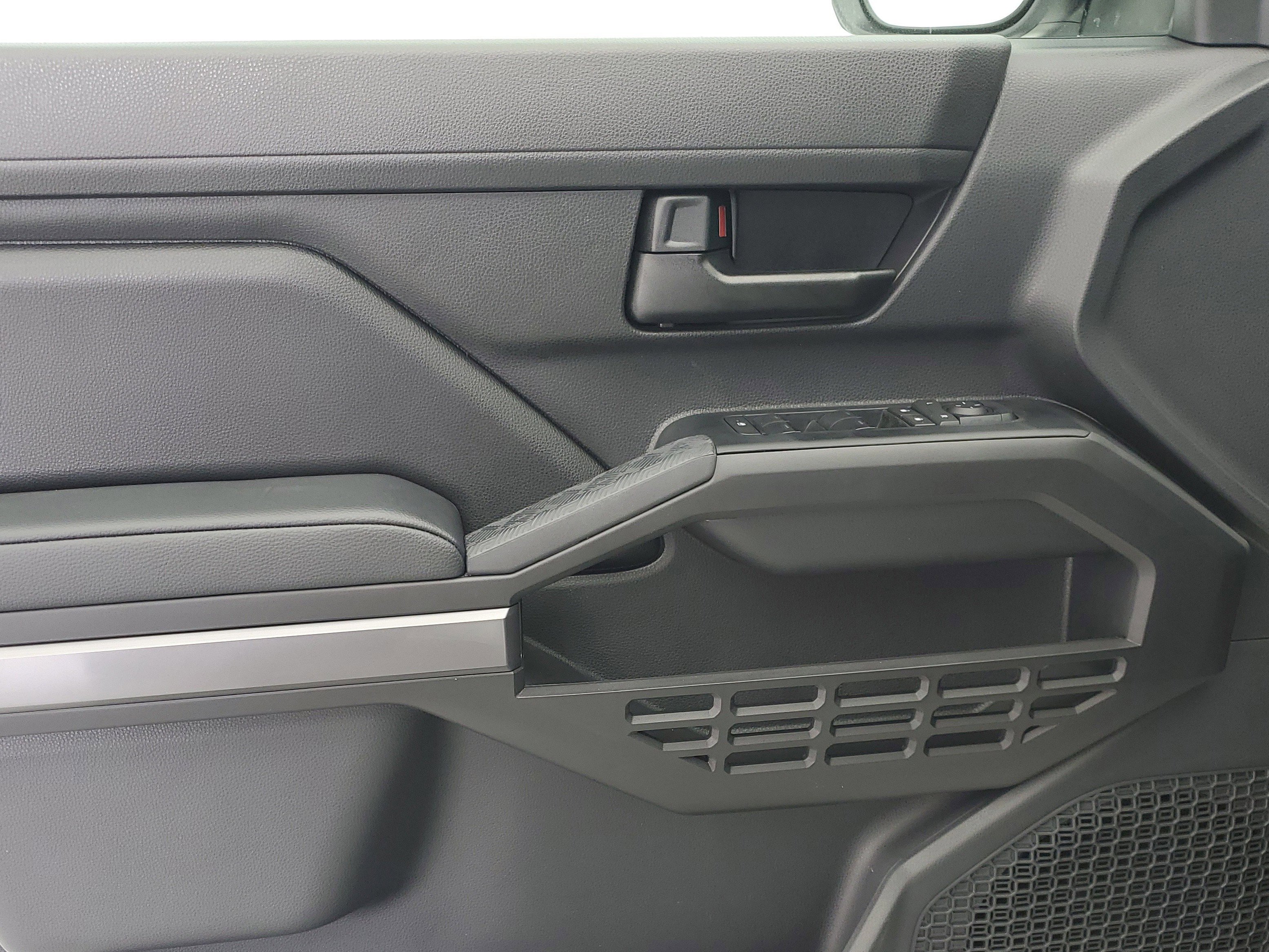 2026 Toyota Tacoma SR5 - Photo 19
