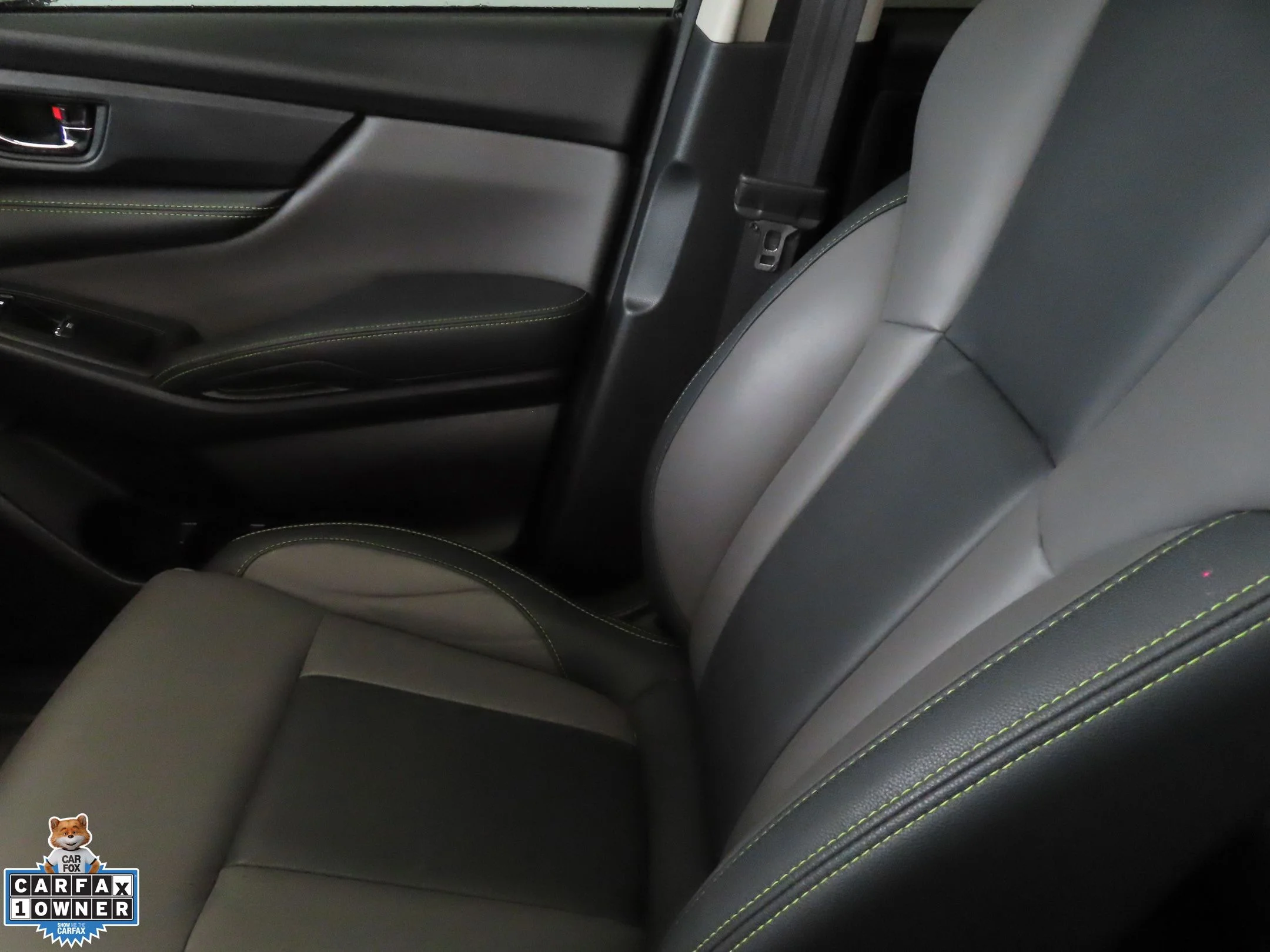 Used 2025 White Subaru Onyx Edition image 19