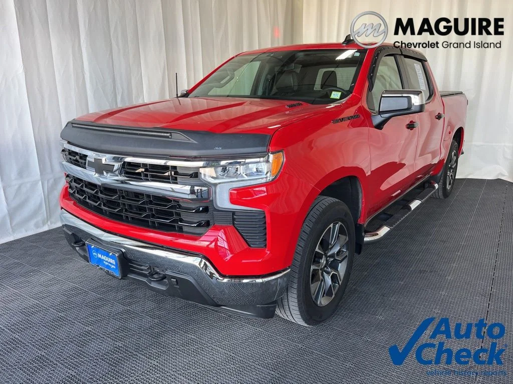 Used 2024 Red Chevrolet LT image 1