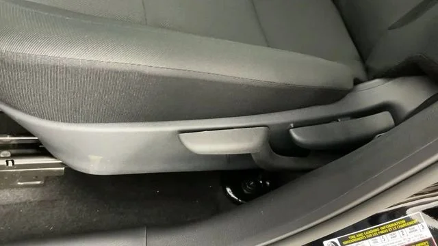 2025 Nissan KICKS PLAY Base - Photo 30