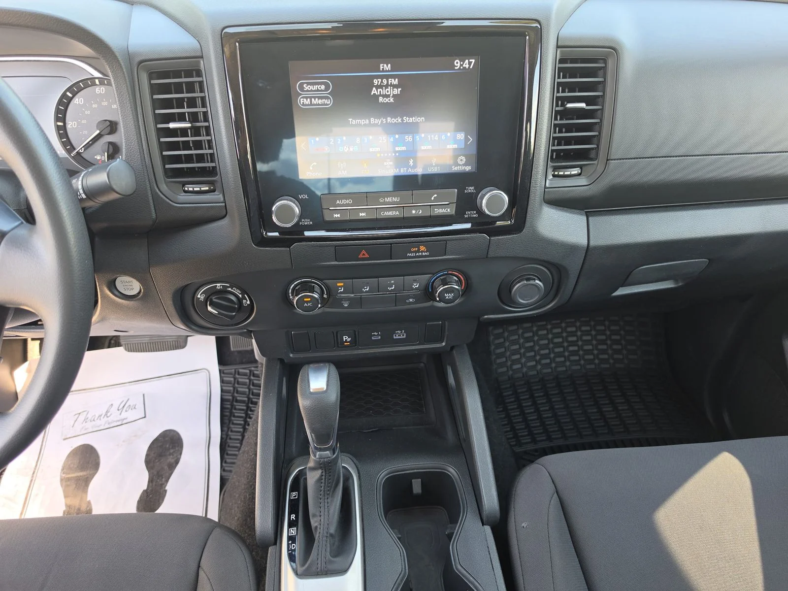 Used 2022 White Nissan S image 20