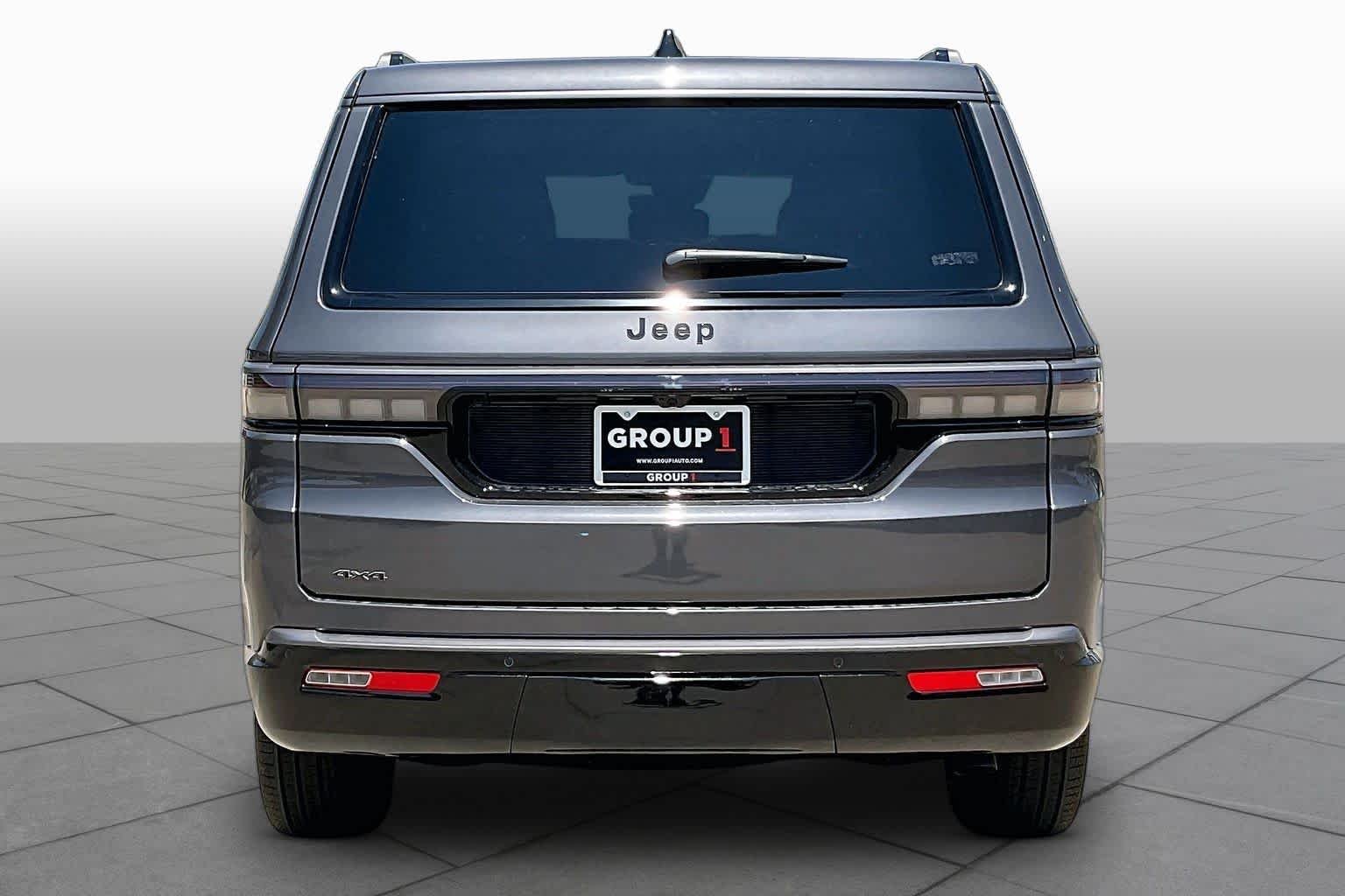 New 2026 Baltic Gray Metallic Clearcoat Jeep Limited Reserve image 4