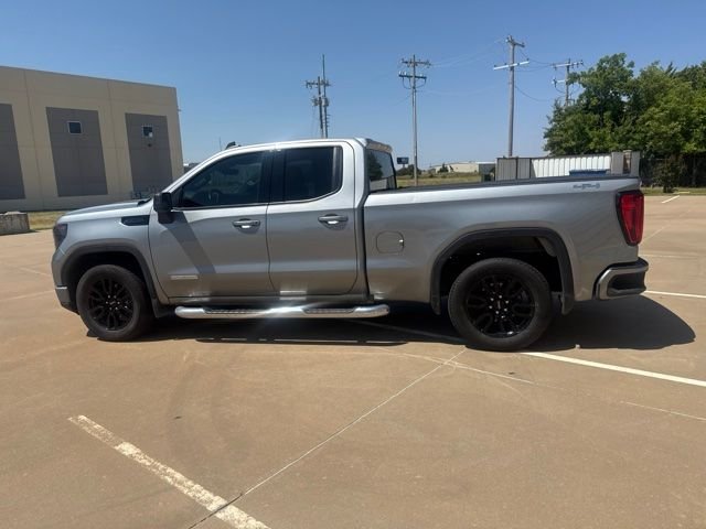 Used 2023 Gray GMC Elevation image 8