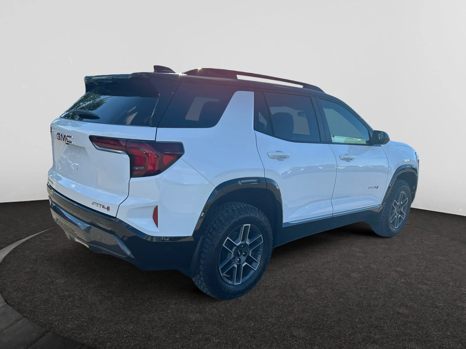New 2027 Summit White GMC AWD AT4 image 5
