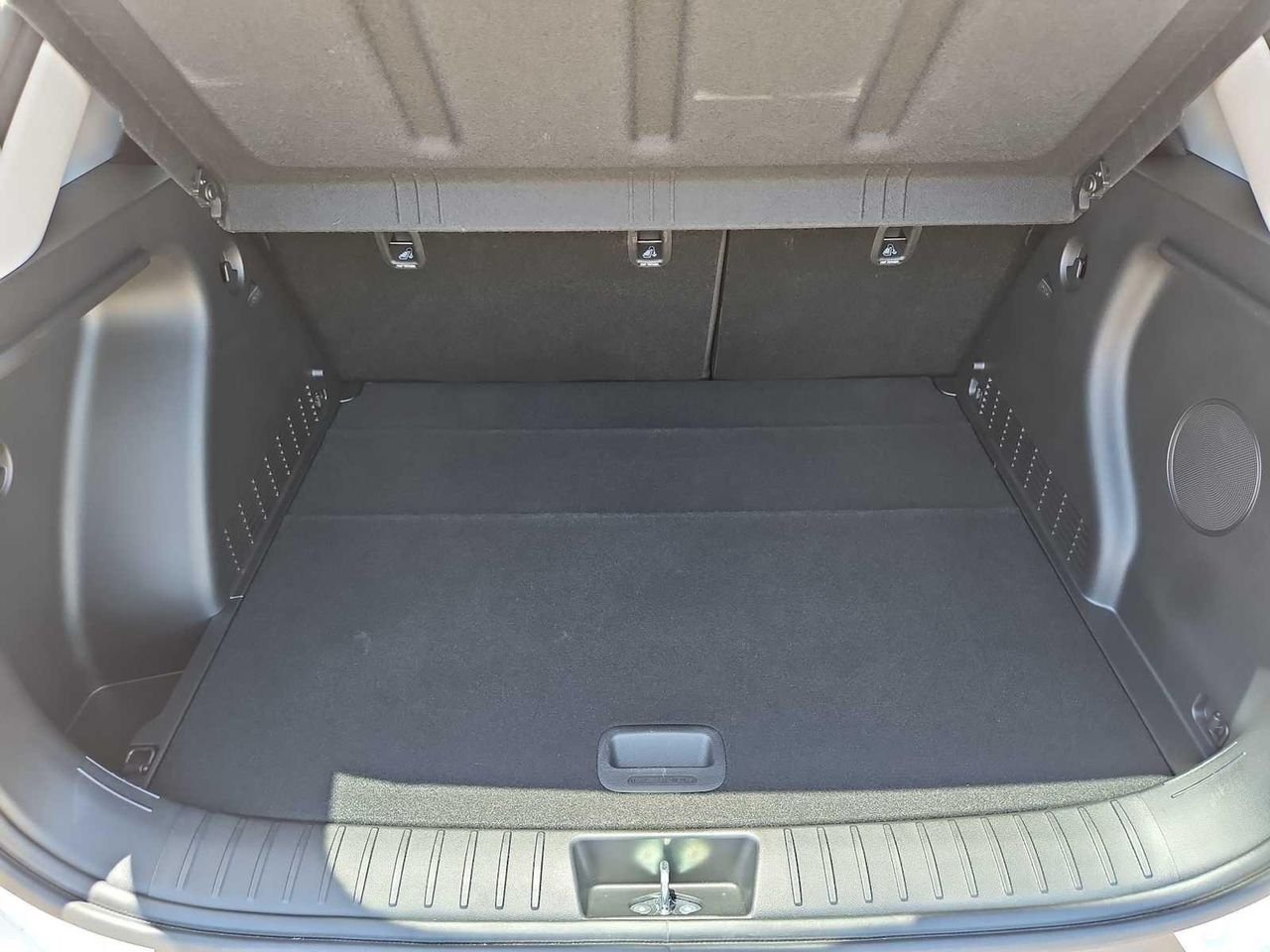2026 Hyundai Kona Limited - Photo 34