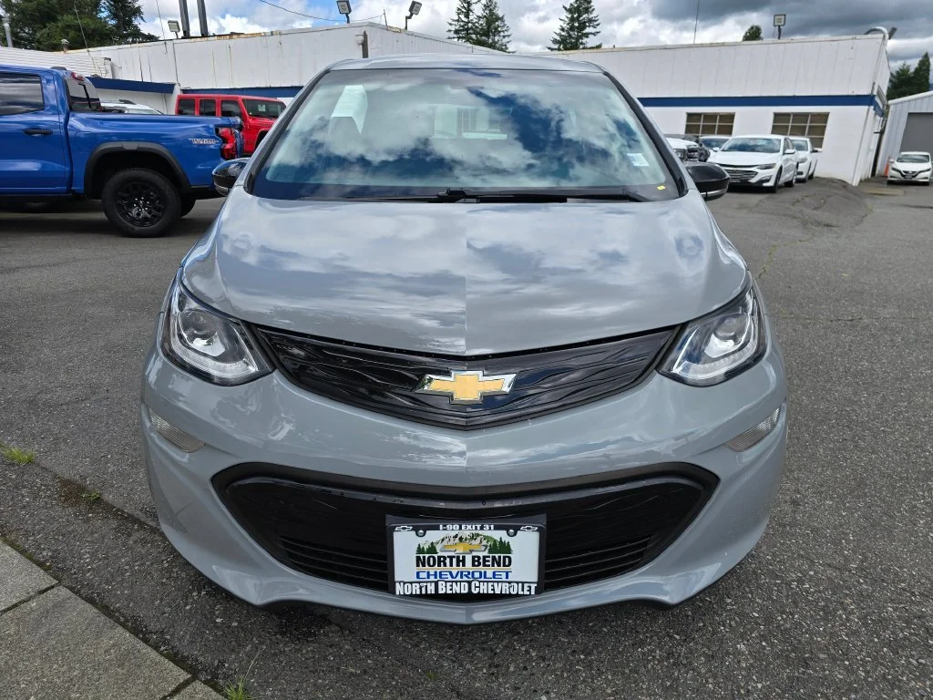 Used 2020 Chevrolet Bolt EV LT with VIN 1G1FY6S05L4122992 for sale in North Bend, WA