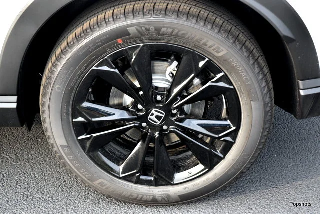 New 2027 Platinum White Pearl Honda Sport Touring Hybrid AWD image 5