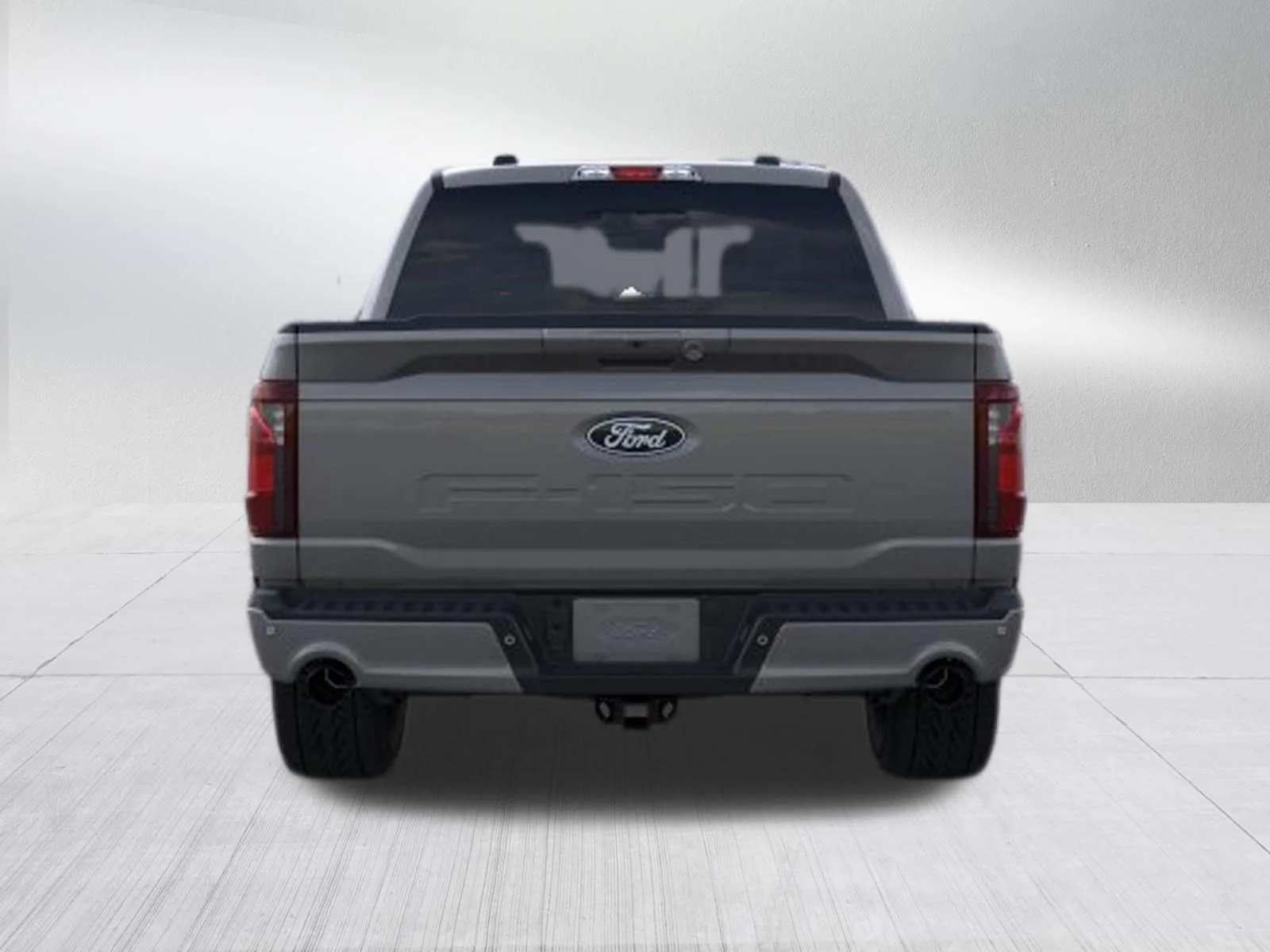 New 2026 Carbonized Gray Metallic Ford XLT image 5