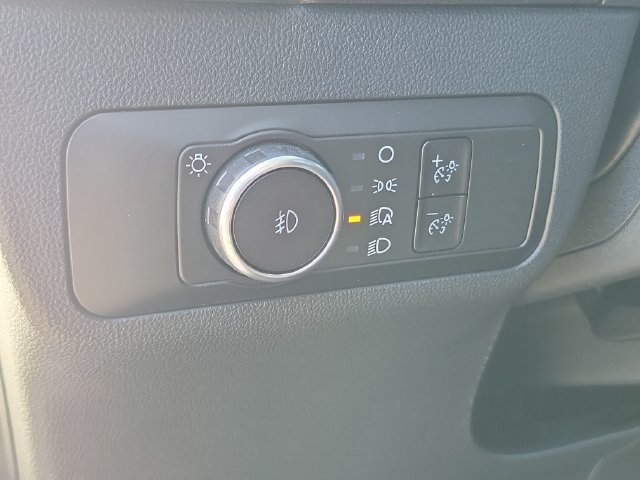 New 2026 Oxford White Ford Badlands® image 15